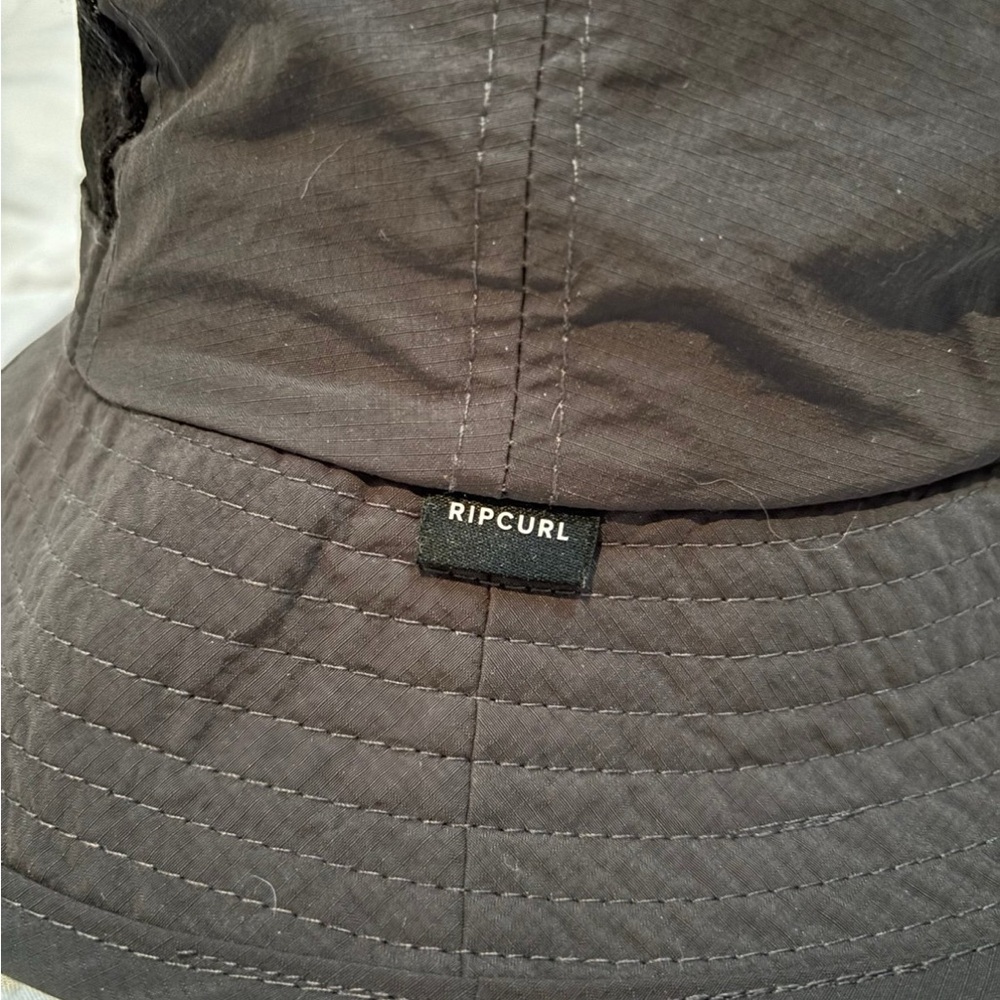 Black Rip Curl Bucket Hat - Picture 4 of 6
